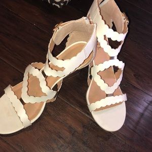 Scalloped wedges